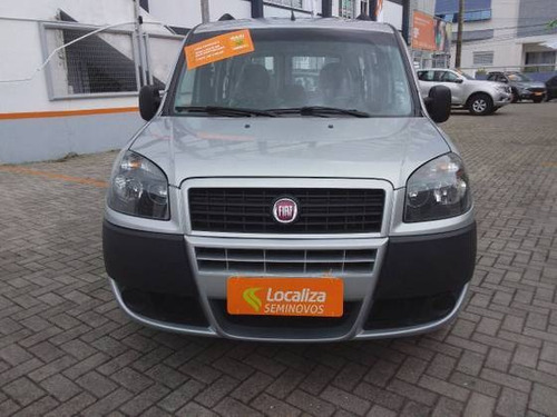 Imagem 4 de 10 de Fiat Doblò 1.8 Mpi Essence 7l 16v Flex 4p Manual