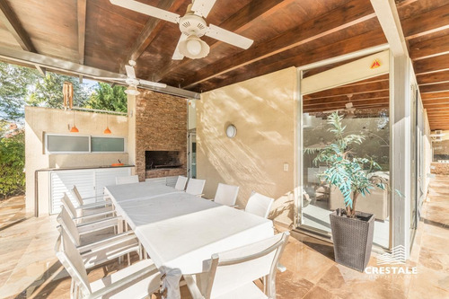Imagen 8 de 27 de Importante Casa 3 Dormitorios En Venta - Puerto Roldán