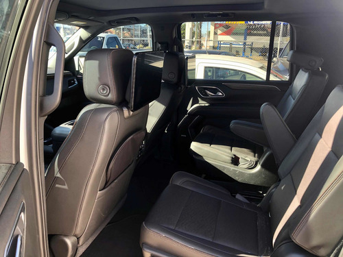 Imagen 9 de 14 de Chevrolet Suburban High Country