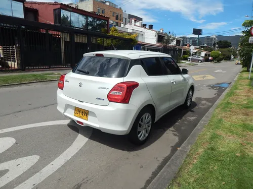Suzuki Swift 1.2 Hybrid 2Wd