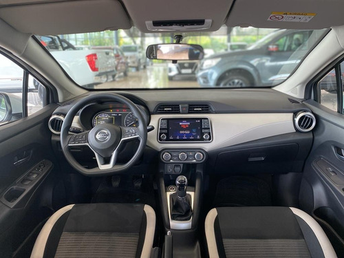 Imagen 10 de 14 de Nissan Versa 1.6 Advance Mt #09