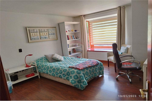 Imagen 14 de 18 de Venta Casa La Reina, Amplia, Luminosa