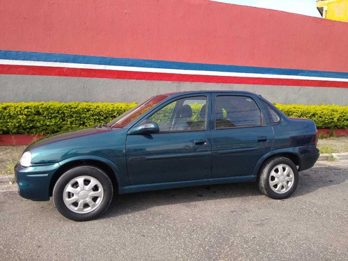 Chevrolet Corsa Sedan 1.6 8v Gls 4p