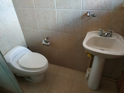 Imagen 16 de 30 de Townhouse En Venta En Nueva Casarapa 22-1284 Fn 04129915337
