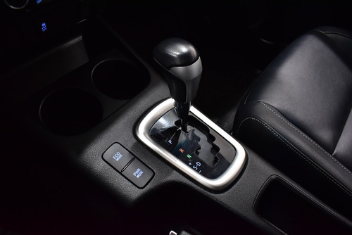 Imagen 10 de 16 de Toyota Hilux 2.8 Cd Srx 177cv 4x2 Aut - Car Cash