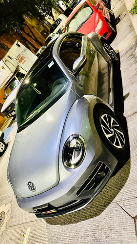 Volkswagen Beetle 2.5 Sound Mt