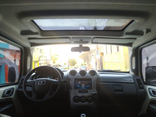 Imagem 2 de 15 de Jeep Troller T4 3.2 Turbo Diesel 2018- Aceitamos Troca
