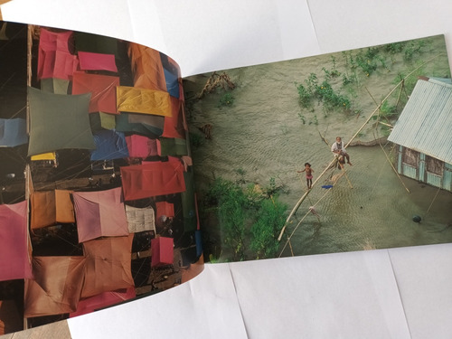 Libro La Tierra Vista Desde El Cielo - Yann Arthus Bertrand (Usado)