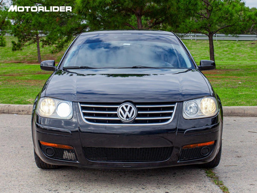 Imagen 8 de 25 de Volkswagen Bora 2.0 Trendline Ex. Full | Permuta / Financia