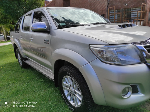 Toyota Hilux 3.0 Cd Srv Cuero I 171cv 4x4 5at 2012