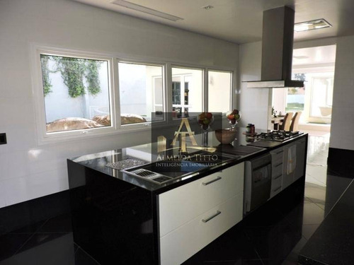 Imagem 9 de 30 de Excelente Casa Á Venda No Parque Das Artes, Embu Das Artes. 5 Suítes, 6 Vagas, Piscina E Edícula! - Ca2568