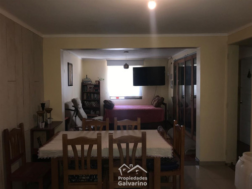 Casa En Venta De 2 Dorm. En San Joaquín