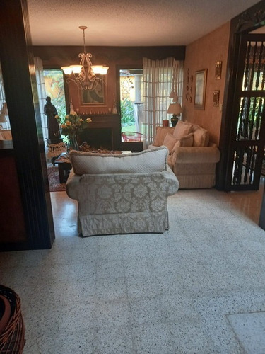 Alquiler Casa $ 1,000 En Guatemala