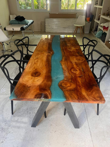 Mesa Con Rio De Resina Epoxi