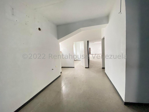 Imagen 4 de 25 de Edificio En Venta La Urbina Jesús Enrique Díaz 22-22676 Caracas