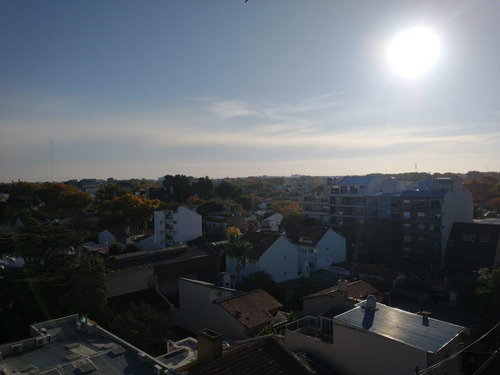 Imagen 8 de 19 de Excelente Departamento 4 Ambientes. Excelentes Vistas. Impecable.