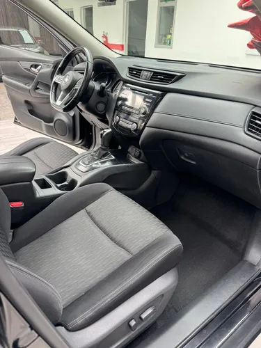 Nissan X-Trail 2.5 Advance 2 Row Cvt