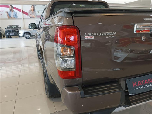 Mitsubishi L200 Triton Triton Sport Hpe-s 2.4at