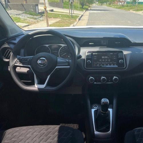 Nissan Kicks 1.6 Sense