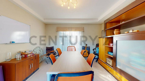 Casa En Venta En Grand Bell 1, Mirá Las Fotos Y Recorré El Tour Virtual!!!