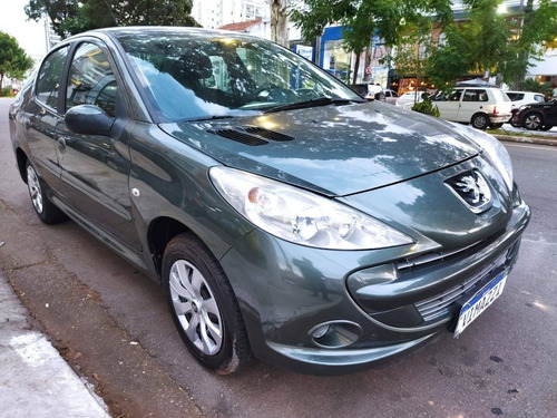 Imagem 1 de 13 de Peugeot 207 1.4 Xr 8v Flex 4p Manual