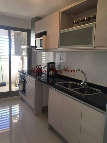 Imagen 14 de 17 de Venta Apartamento En Edificio Con Modernos Sobre Roosevelt 2 Dormitorios