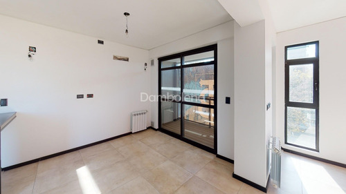 Imagen 4 de 12 de Departamento En Venta O Permuta Ubicado En Moreno, Moreno