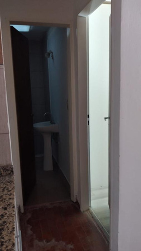 Ph 1 Dormitorio Con Patio- Sin Expensas -calle 131 E/50 Y 52- Zona Hospital Italiano-la Plata