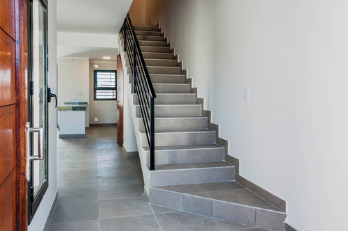 Imagen 6 de 30 de Duplex Venta Via Aurelia 3 Dorm Zona Aeropuerto