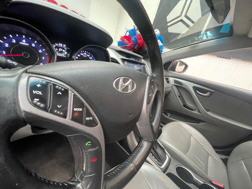 Hyundai Elantra 1.8 Limited Tech At