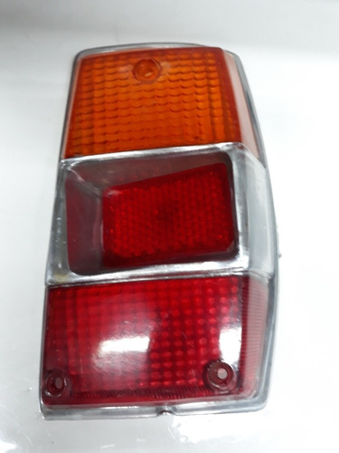 Lente Faro Trasero Derecho Renault 6 M/viejo (borde Cromado)