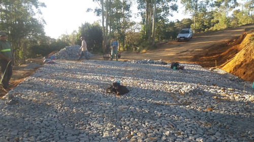 Imagem 2 de 26 de 01- Terrenos Documentados Na Frente Da Represa Com Fundo Para Mata !