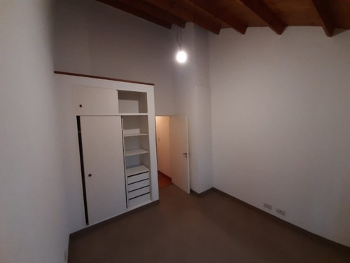Imagen 7 de 14 de Excelente Departamento Permuta En Villa Luzuriaga 4 Ambientes Living Comedor Playroom