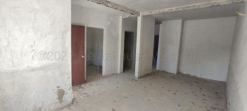 Imagen 4 de 13 de Vendo Apartamento En San Joaquin De Turmero, Código 23-4979 Carlos M. 04243535083