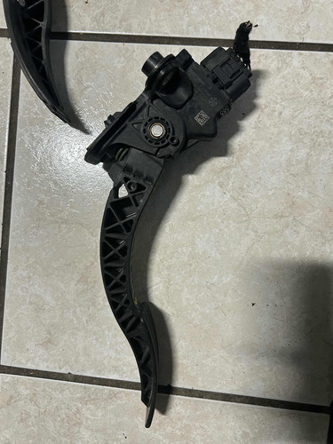 Pedal Acelerador Jeep Compass 11-13 04891585ad Ml1104 (Usado)