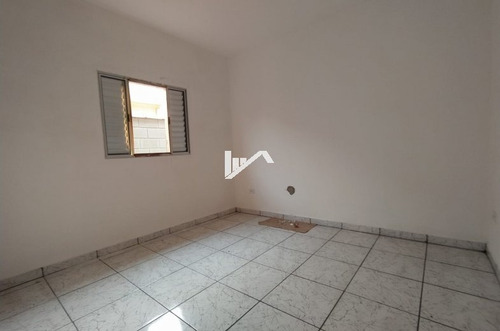 Imagem 10 de 14 de Casa Com Piscina No Lado Serra Passando Financiamento