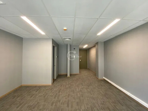 Oficina En Arriendo En Lo Barnechea