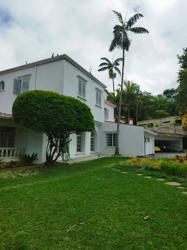 Casa En Venta Urb. La Lagunita C-19839