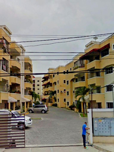 Se Vende De Oportunidad Apartamento En La Jacobo Casi Esq. Rep. De Colombia