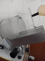 Comprar Rebanadora Charcutera Italiana Senzani 300mm Modelo Tg300