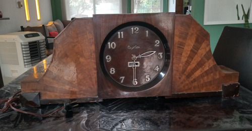 Antiguo Gran Reloj De Mesa Eléctrico Marca Electrocrono. 