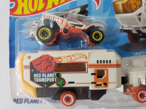 Hot Wheels Semi Remolque Red Planet Transport Con Carrito