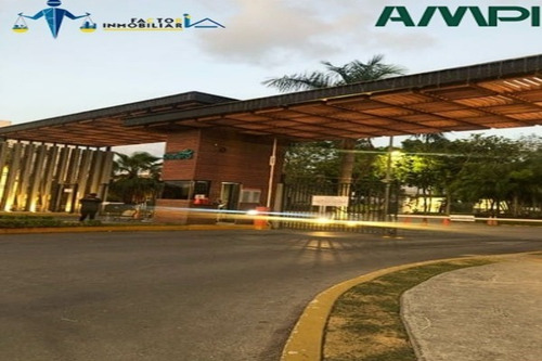 Casa En Venta A Solo 15 Min De La Playa Con Alberca Compartida