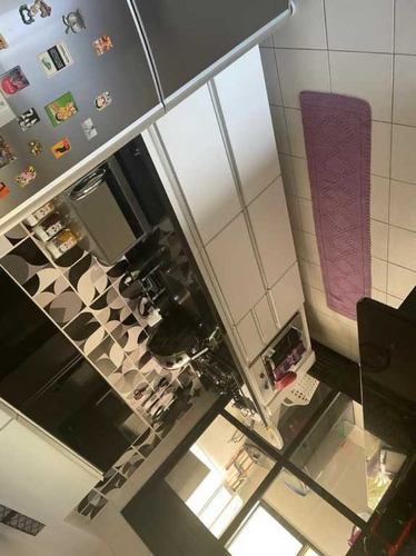 Imagem 3 de 6 de Apartamento A Venda No Colina São Francisco