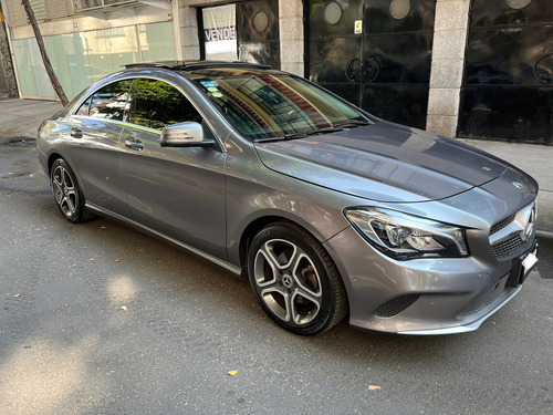 Mercedes-Benz Clase CLA 1.6 200 Cgi Sport At