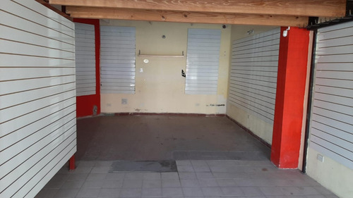 Imagen 7 de 11 de Local Comercial Campana - Centro