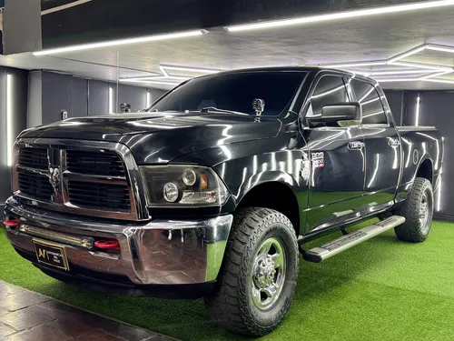 Dodge Ram 5.7 1500 Slt 4x4