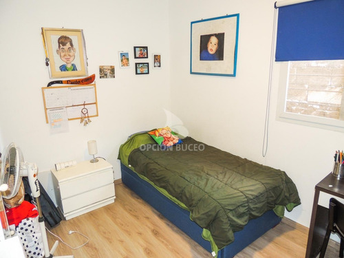 Imagen 13 de 17 de Venta De Casa 3 Dormitorios En Tres Cruces, Montevideo.