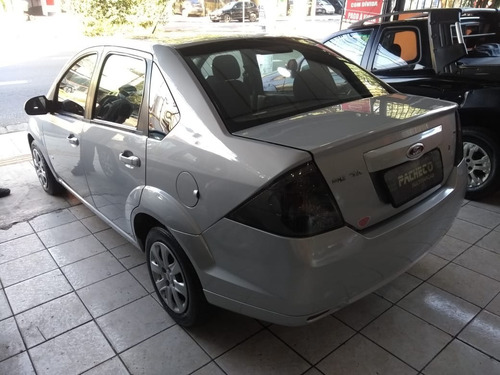 Imagem 5 de 9 de Ford Fiesta Sedan 1.6