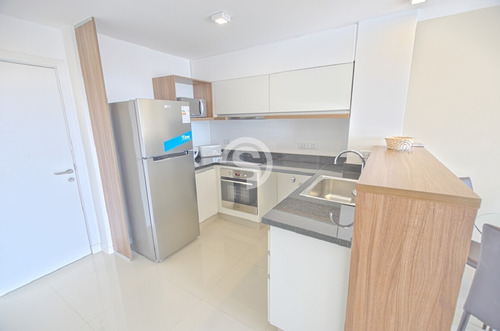 Apartamento En Venta Playa Brava- Ref: 1403